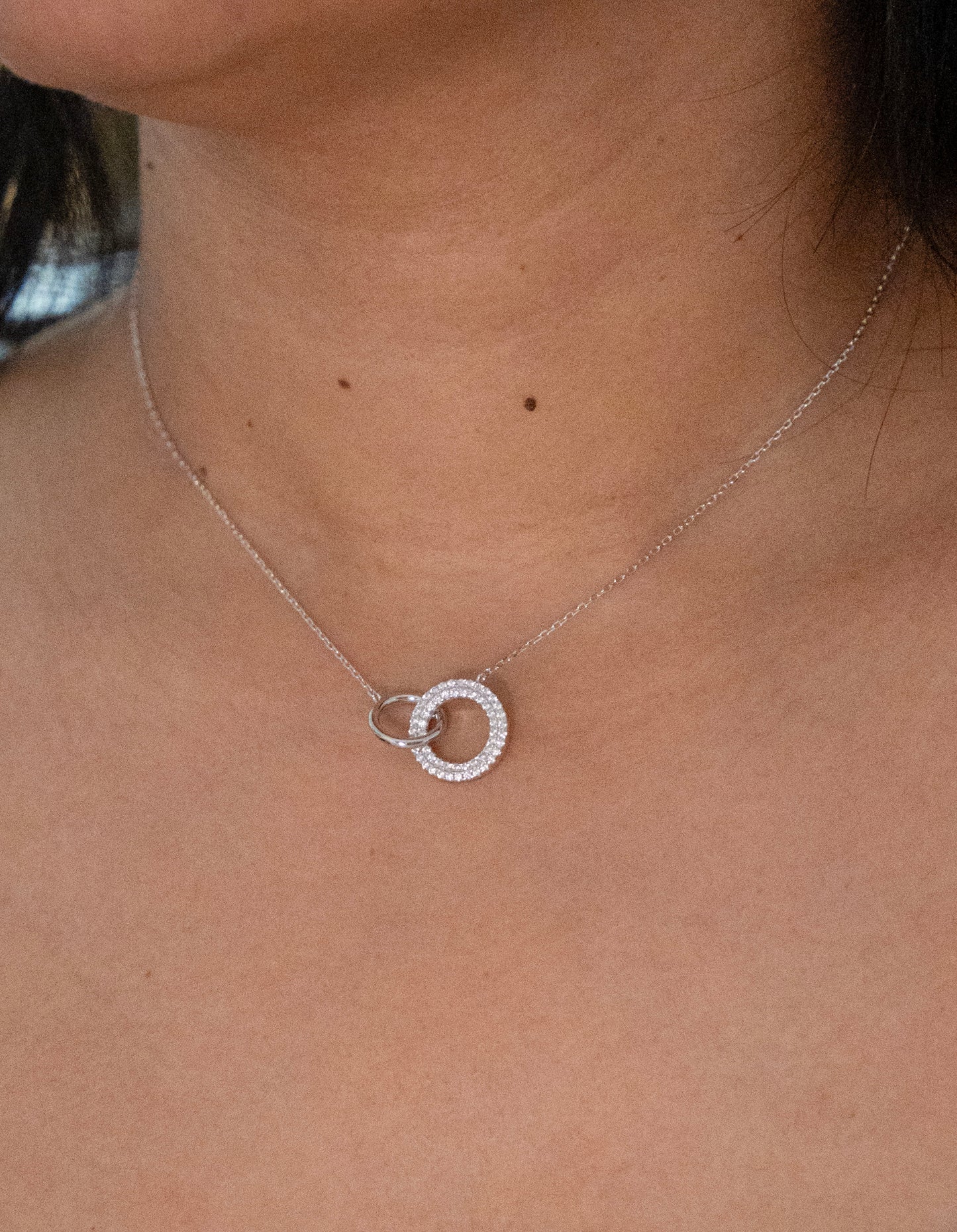 Sterling Silver Interlocking Circle Necklace